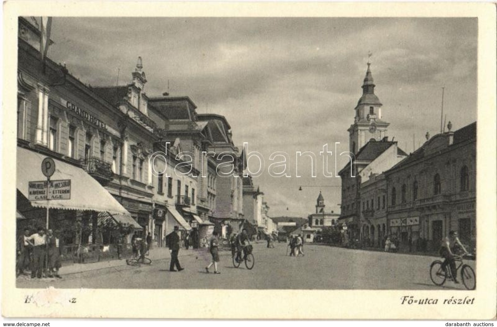 T2 1940 Beregszász, Beregovo, Berehove; Fő Utca, Grand Hotel Nagyszálloda, Kávéház, étterem és Garázs / Main Street, Hot - Otros & Sin Clasificación