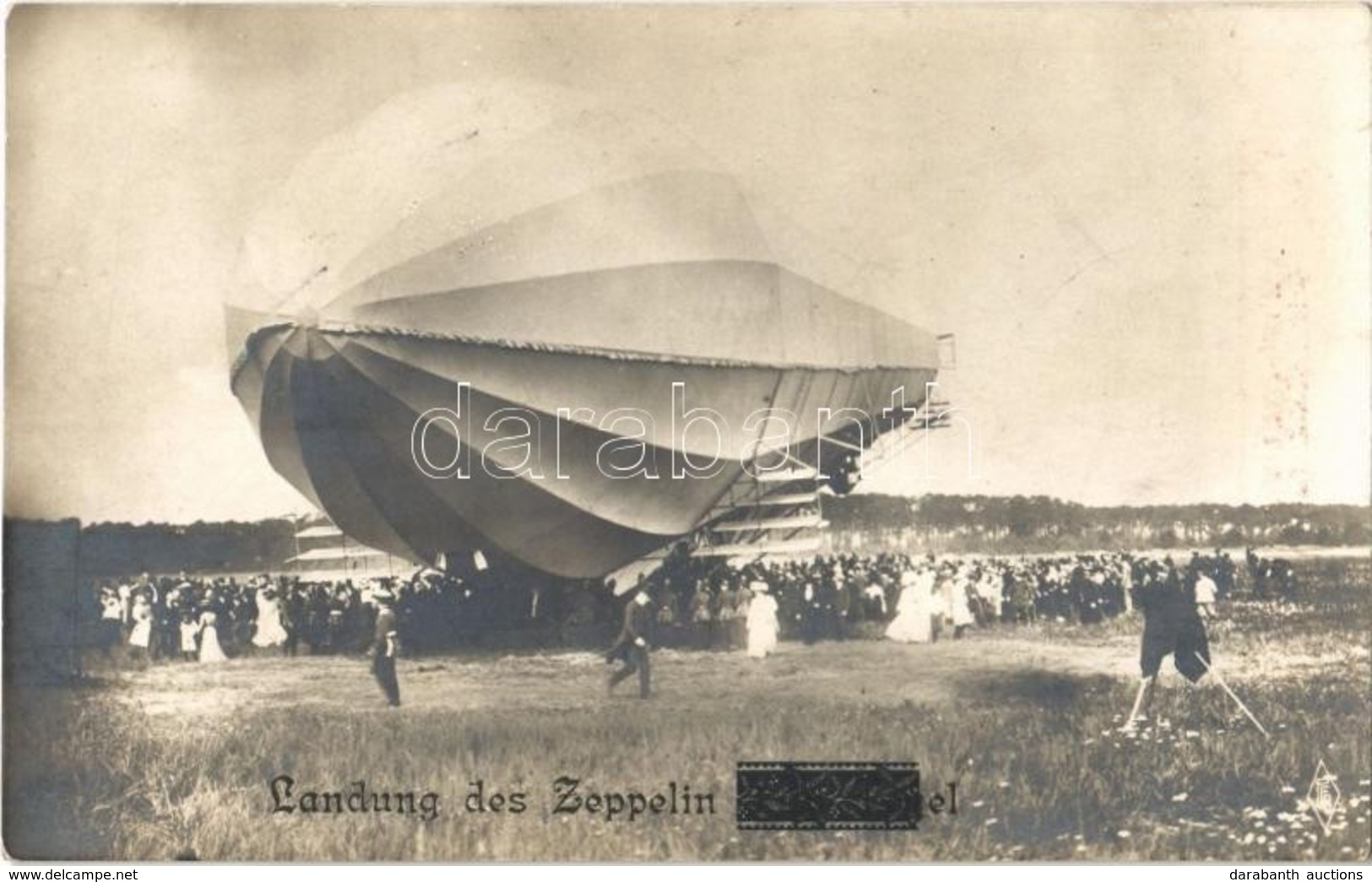 * T2 Berlin, Tegel Airport, Landung Des Zeppelin / Airship. Photo - Sin Clasificación