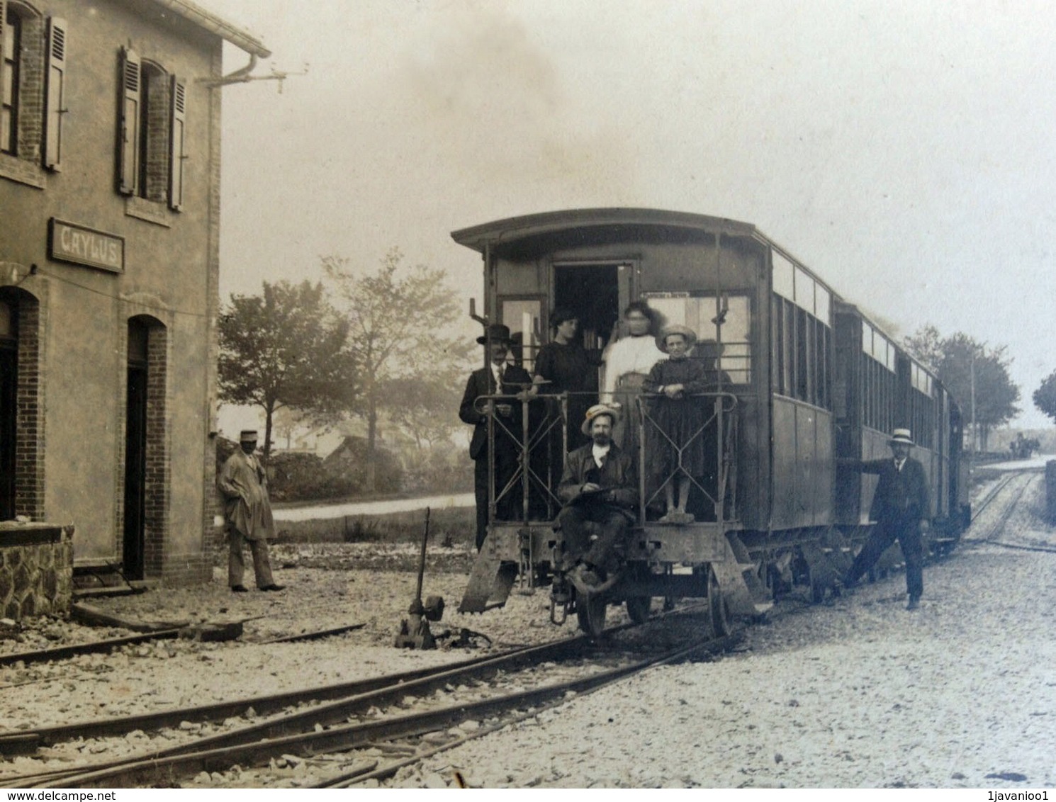 RPCP : TARN ET GARONNE-CAYLUS- GARE STATION TRAIN LOCOMOTIVE, Photo Of Old Postcard, 2 Scans - Ternes
