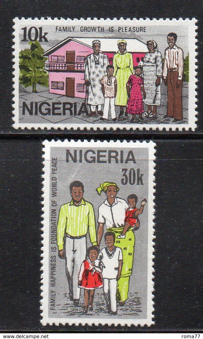 APR1895 - NIGERIA 1983, Serie Yvert N. 416/417  ***  MNH  (2380A) .  Famiglia - Nigeria (1961-...)