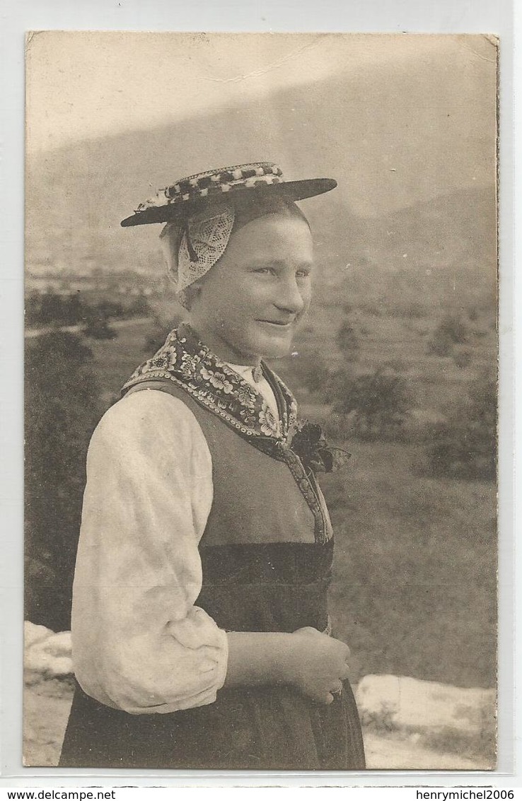 Berne Bern Lotschberg Simplon Walliser Bauerin Aus Evolena Femme Coiffe  Ed Photo Franco Suisse - Bern