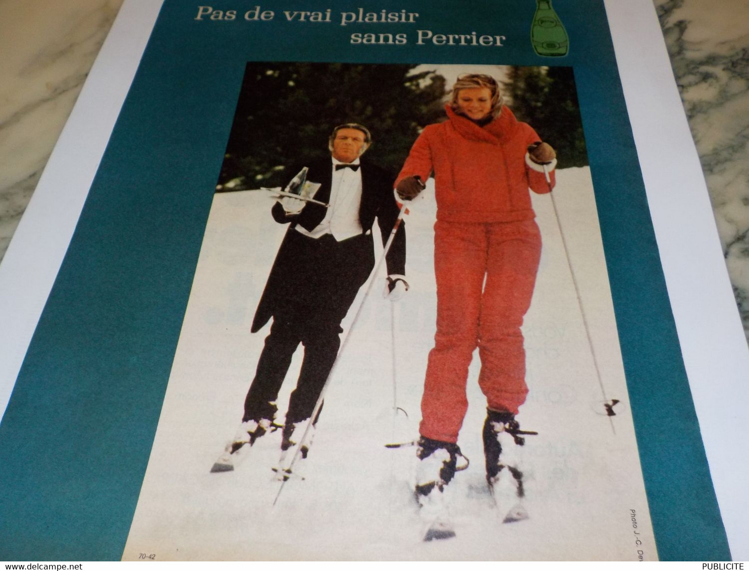 ANCIENNE PUBLICITE VRAI PLAISIR BOISSON PERRIER 1971 - Perrier