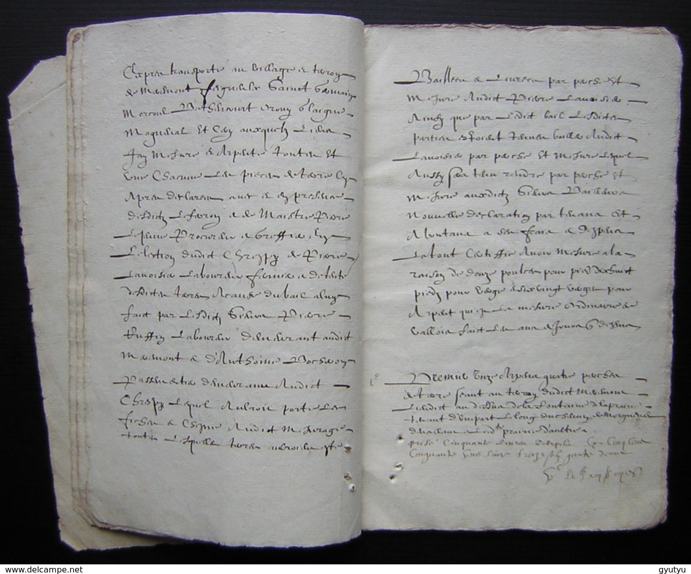 1620 Crépy  en Valois Manuscrit de 54 pages, désignation des terres de Mr  Charmoluë au terroir de Mermont (Oise)