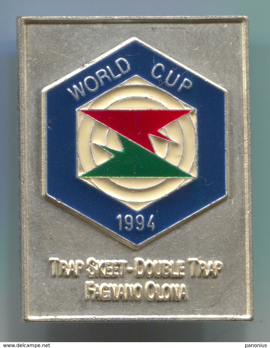 TRAP SKEET - Schutzen, Jagd Hunting, World Cup 1994, Fagnano Olona Italy, Vintage Pin, Badge, Abzeichen, 40x30mm - Bogenschiessen