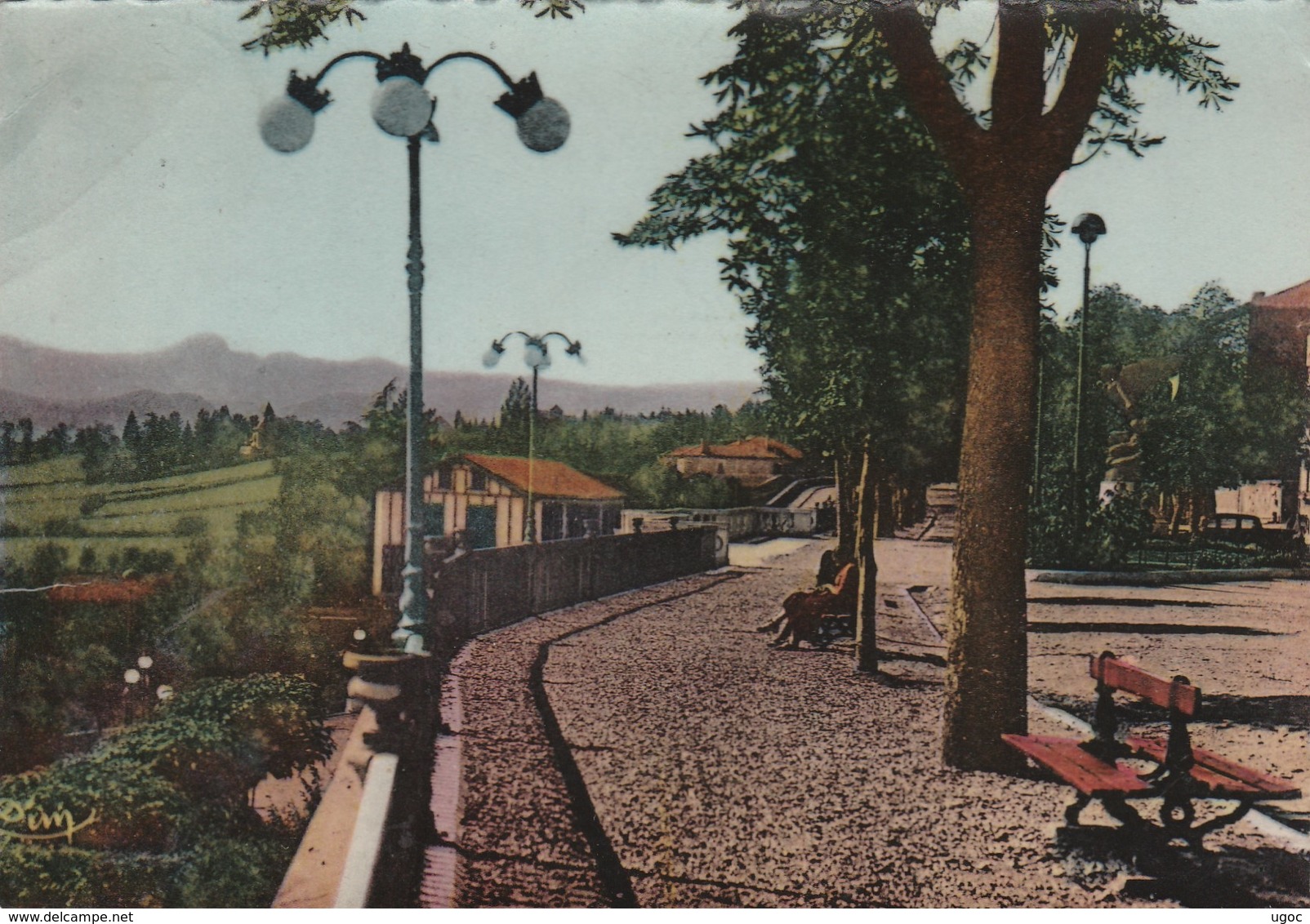 - CPSM - 31 - SAINT-GAUDENS - Terrasse Des Pyrénées - 168 - Saint Gaudens