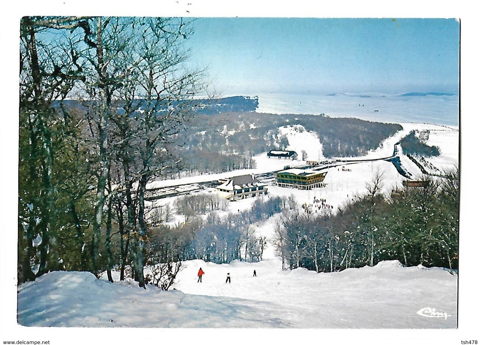 12-----LAGUIOLE---les Pistes Et La Station--champ De Ski--voir 2 Scans - Laguiole
