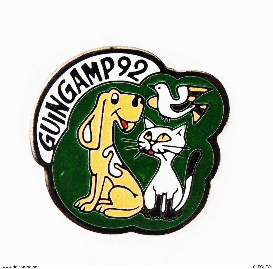 Pin's Guingamp Chat Chien Oiseau - ANIMAUX - Animaux