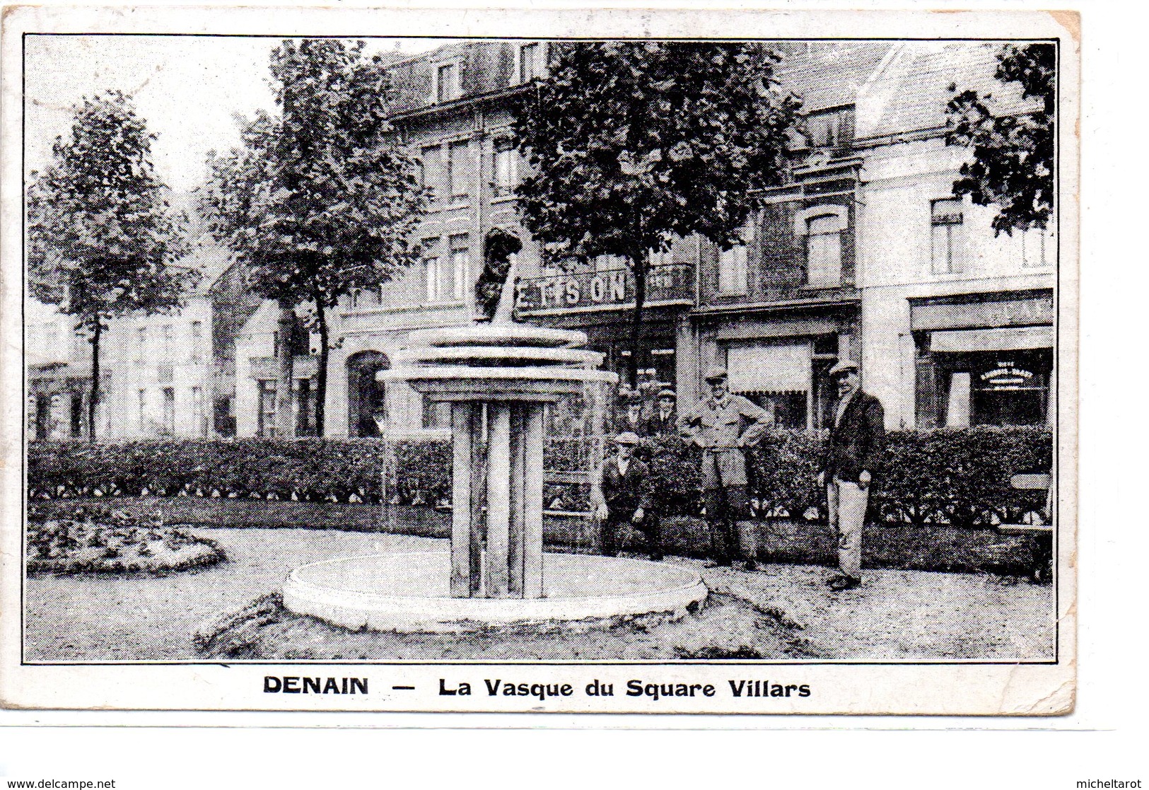 Nord : Denain : La Vasque Du Square Villars - Denain