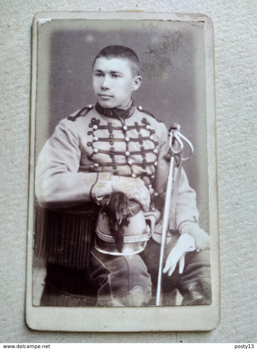 CDV  Militaire Chasseur à Cheval - Shako à Plumes - 10 Sur Col - Dos Muet - BE - Krieg, Militär