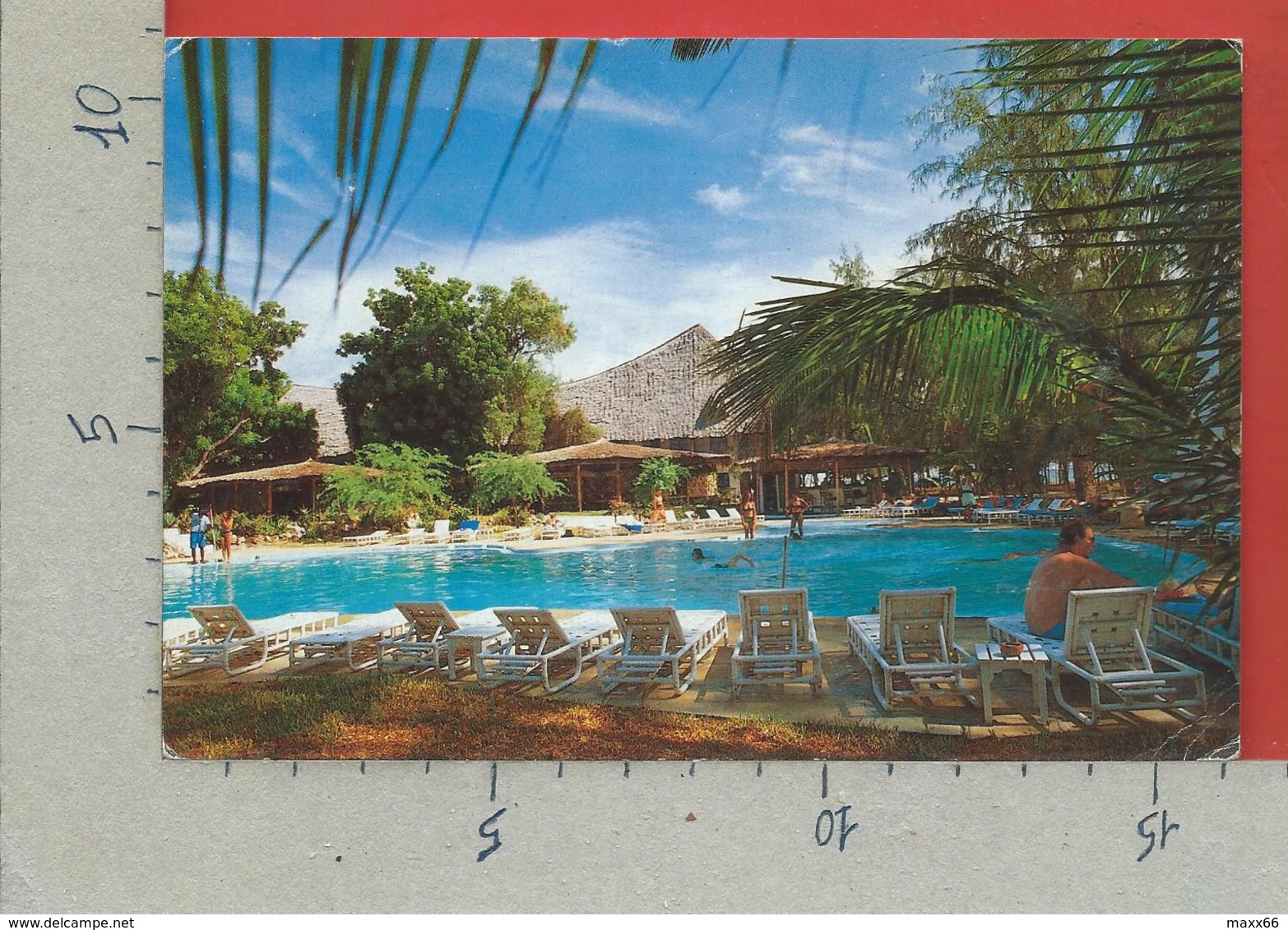 CARTOLINA VG KENIA - MALINDI - Jambo Village - 12 X 16 - 1992 - TASSATA MECCANICA CON TIMBRO ANNULLATO - Kenia