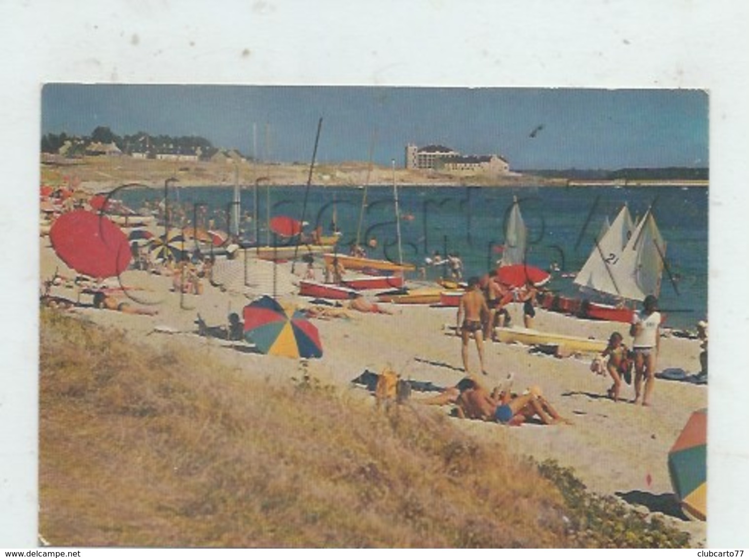 Arzon (56) : La Plage De Port Navalo Au Niveau De L'école De Voile En 1980 (animé) GF.. - Arzon