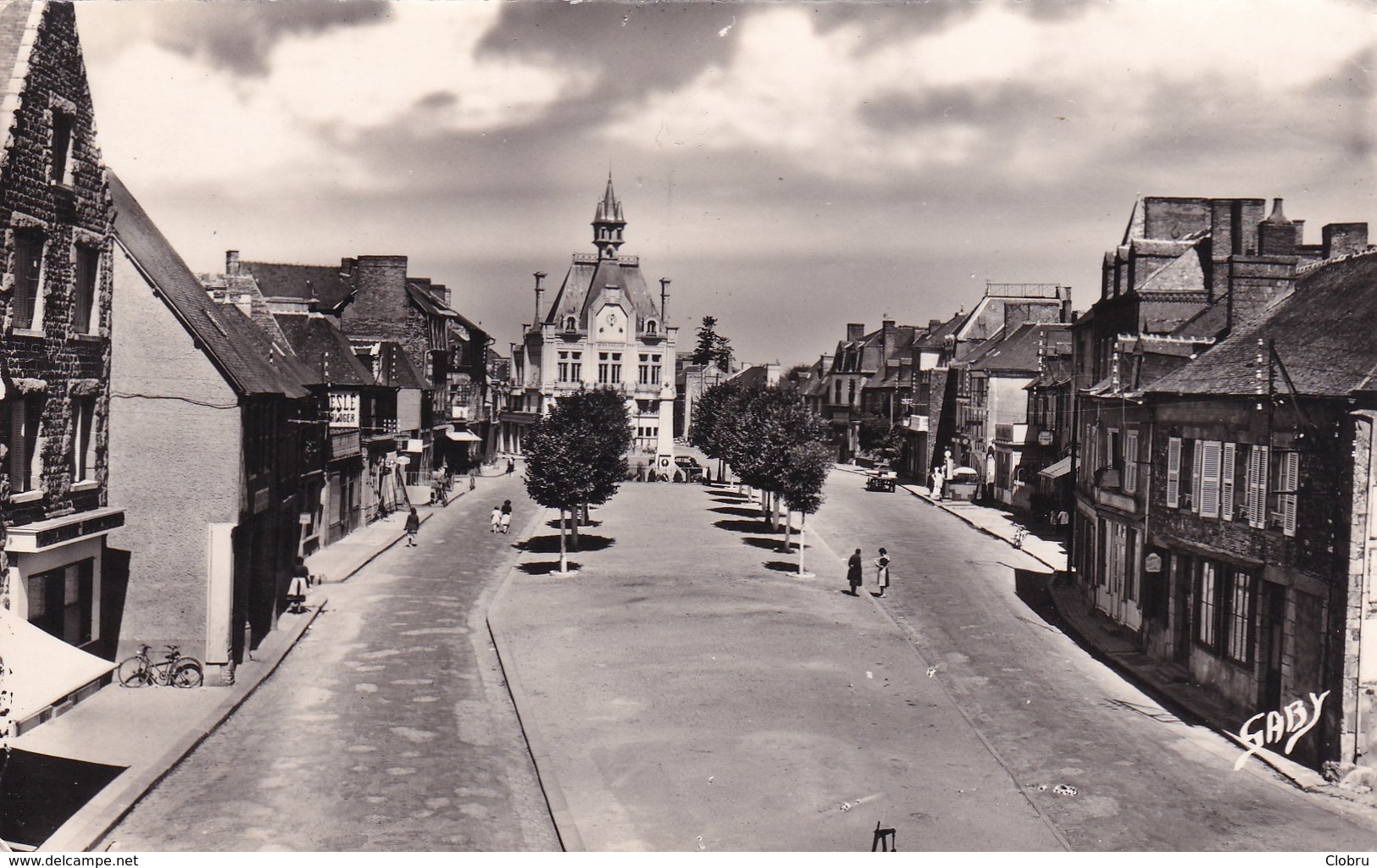 35, Saint Meen Le Grand, Place Des Combattants - Autres & Non Classés