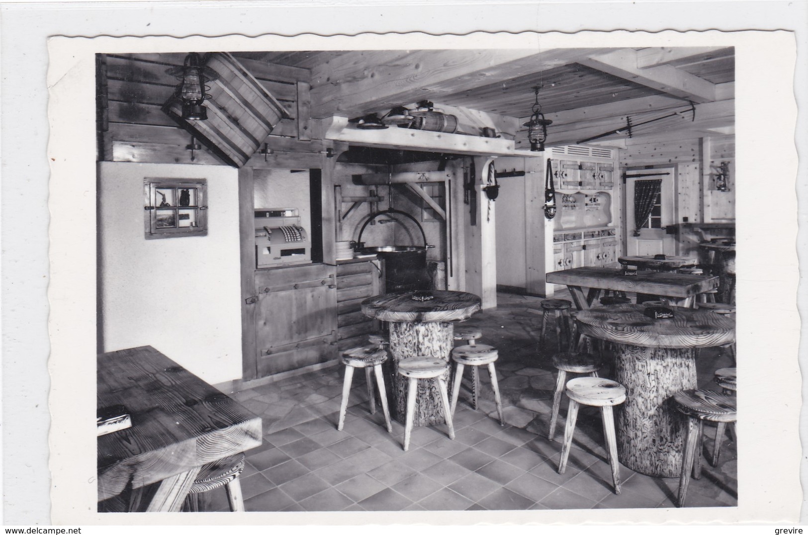 Crésuz, Le Vieux Chalet, Construit En 1959, Intérieur - Crésuz