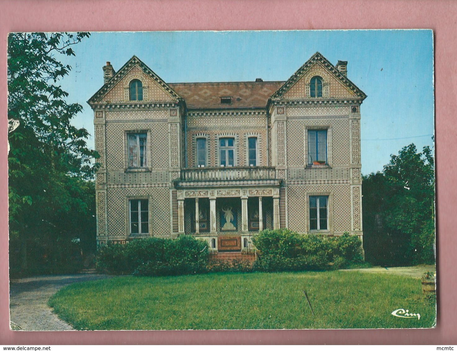 CPM - Auneuil  -(Oise) - Le Musée -(L'Entrée ) - Auneuil