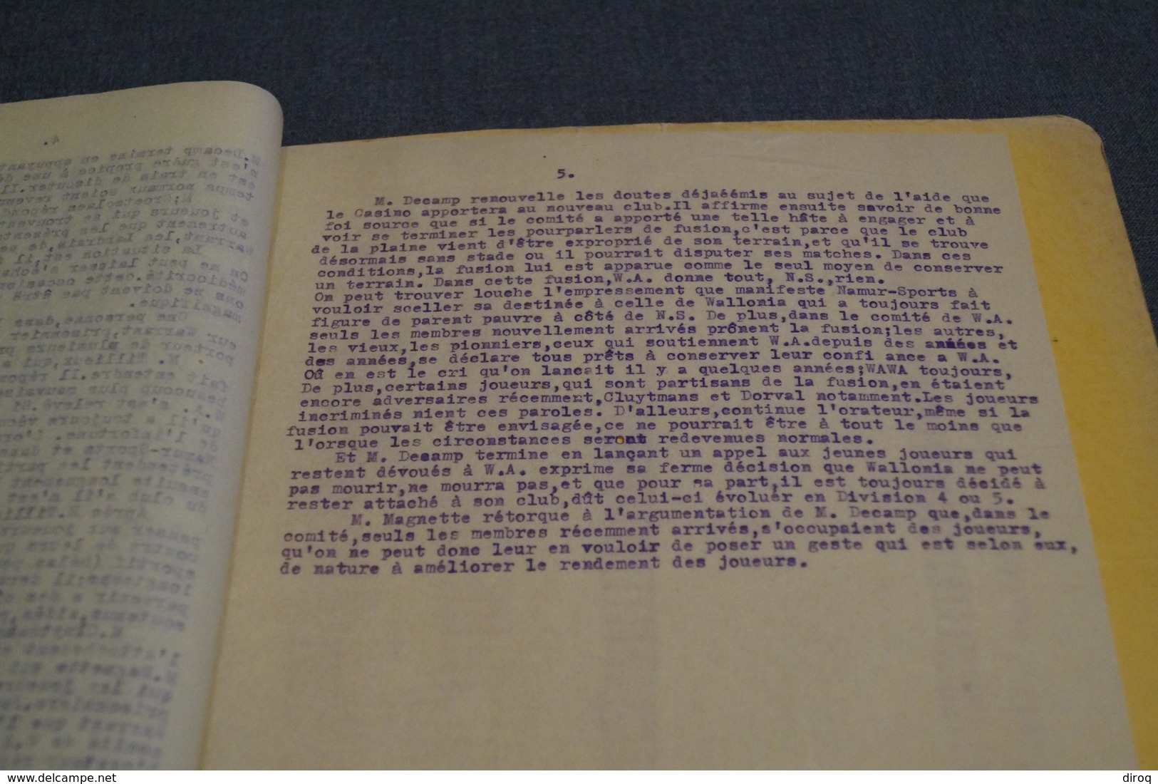 club de football Wallonia Namur,originale ,assemblée du 7/06/1941 + écusson d'époque originale ,RARE,unique