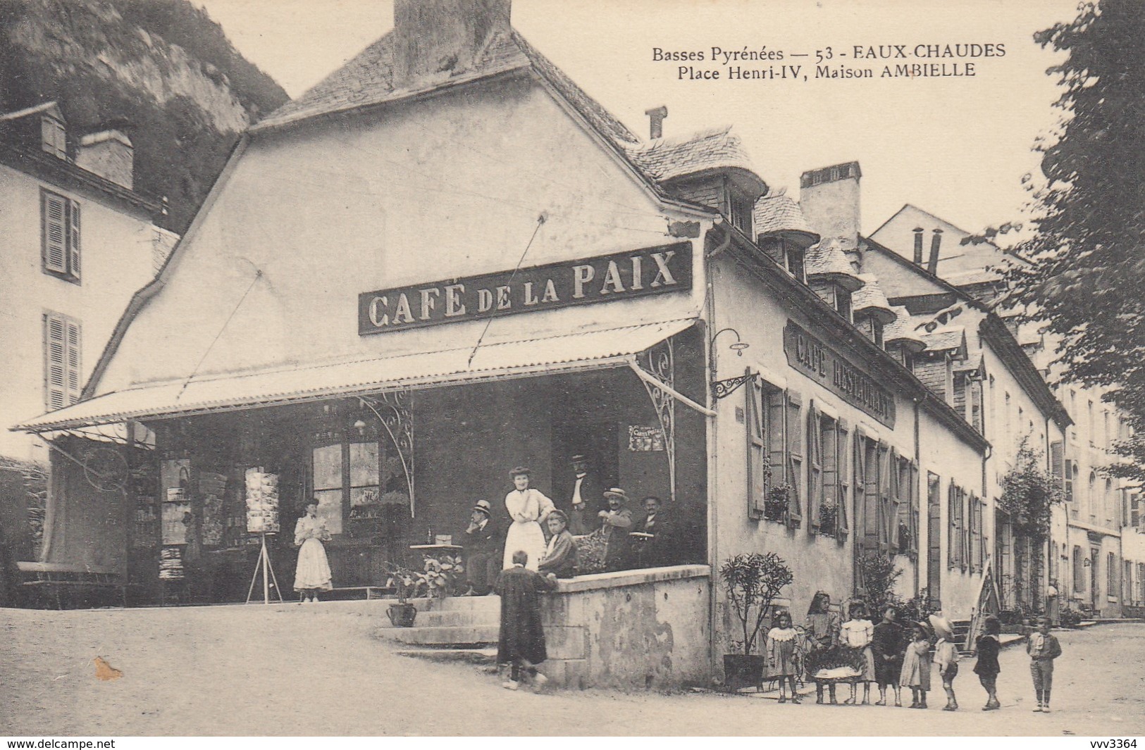 EAUX-CHAUDES: Place Henri IV, Maison AMBIELLE (Café - Restaurant) - Sonstige & Ohne Zuordnung