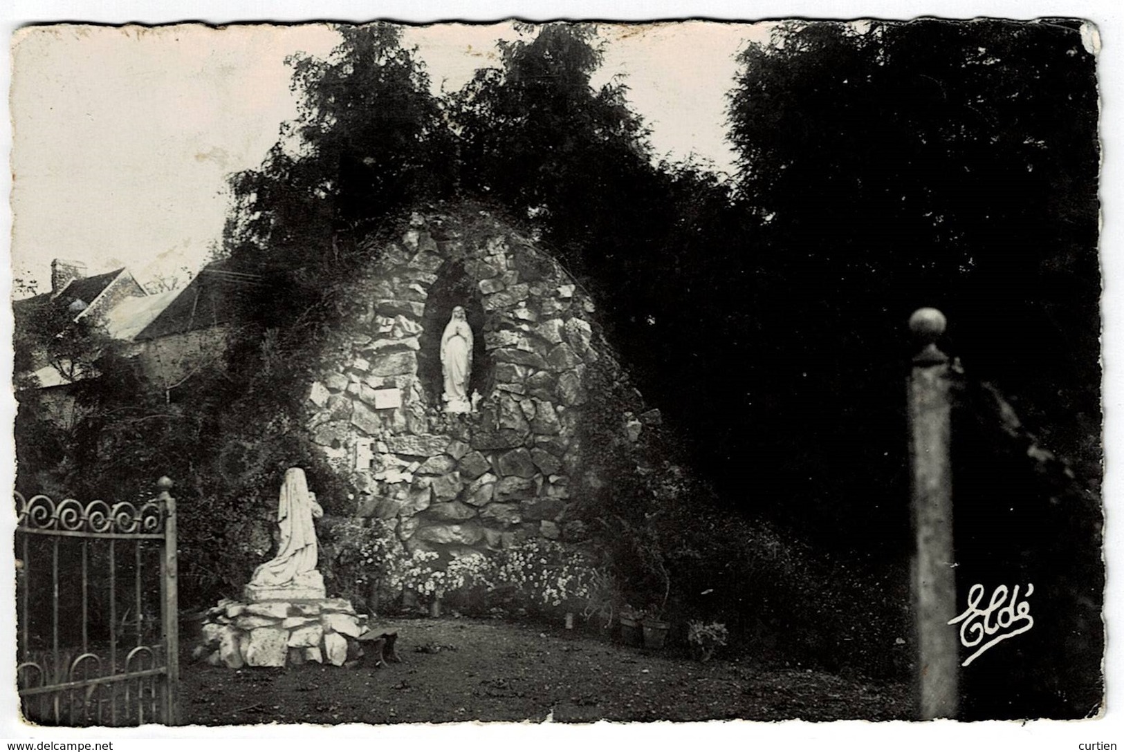 CESNY - BOIS - HALBOUT  14  Grotte Avec Vierge . - Autres & Non Classés