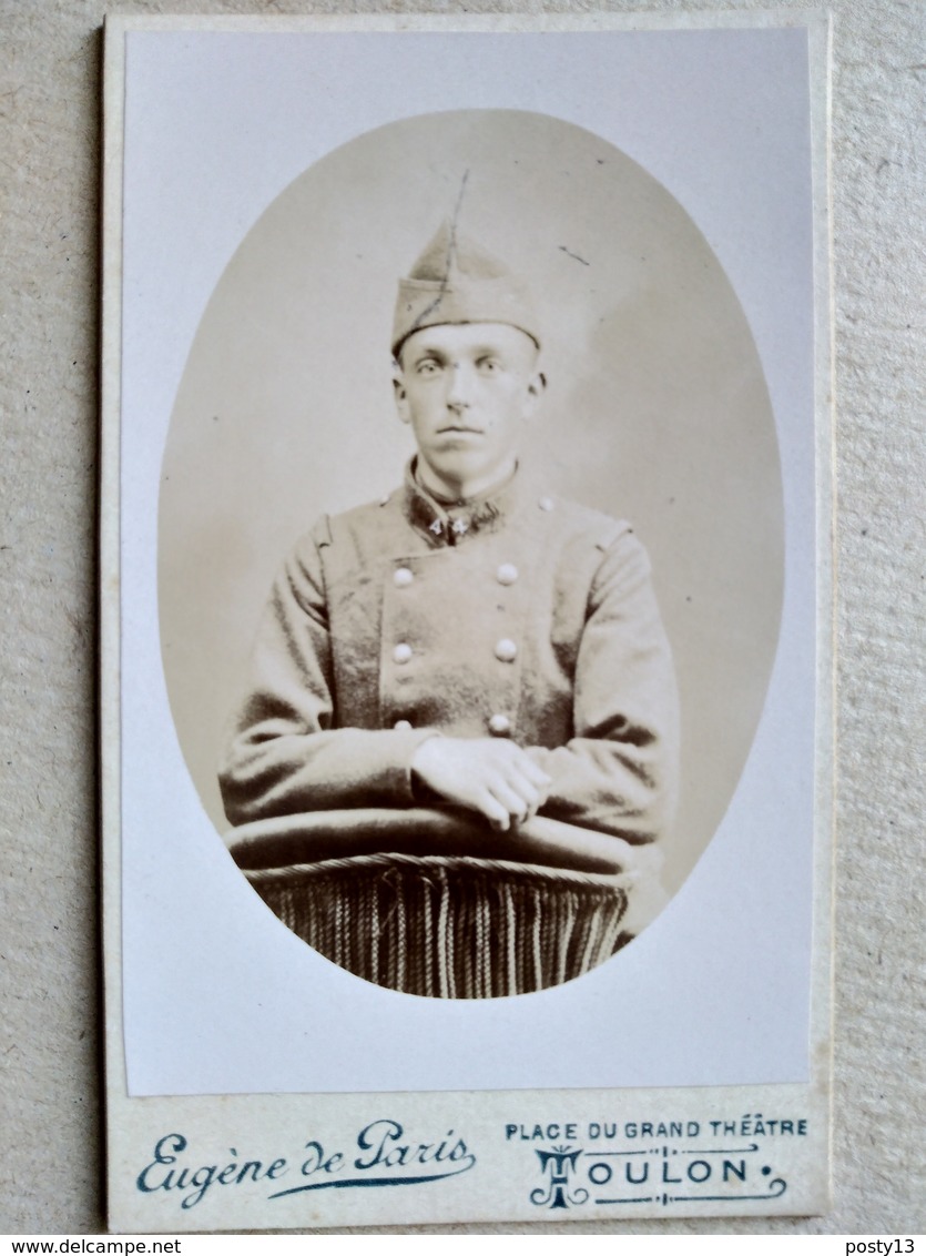 CDV Jeune Militaire  4 Sur Col - Uniforme à Identifier - Photo Eugène De Paris. Toulon. TBE - War, Military