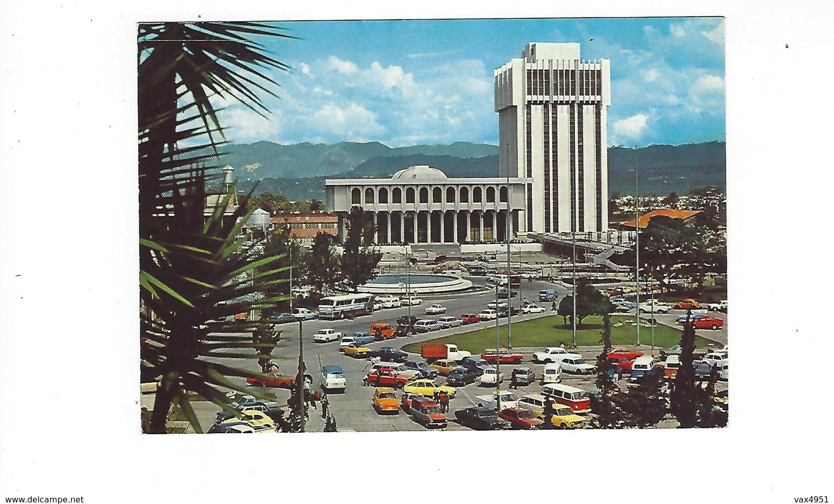 GUATEMALA   PALACIO LEGISLATIVO  PALACIO CORTE SUPREMA DE JUSTICIA   *****  RARE  A SAISIR ****** - Guatemala