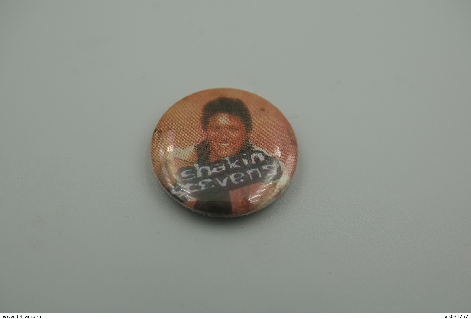 Vintage BUTTON: SHAKIN STEVENS  *** - 1 INCH - Speld - Epingle - Badge - Pinback - RaRe - ORIGINAL 1980's - Non Classés