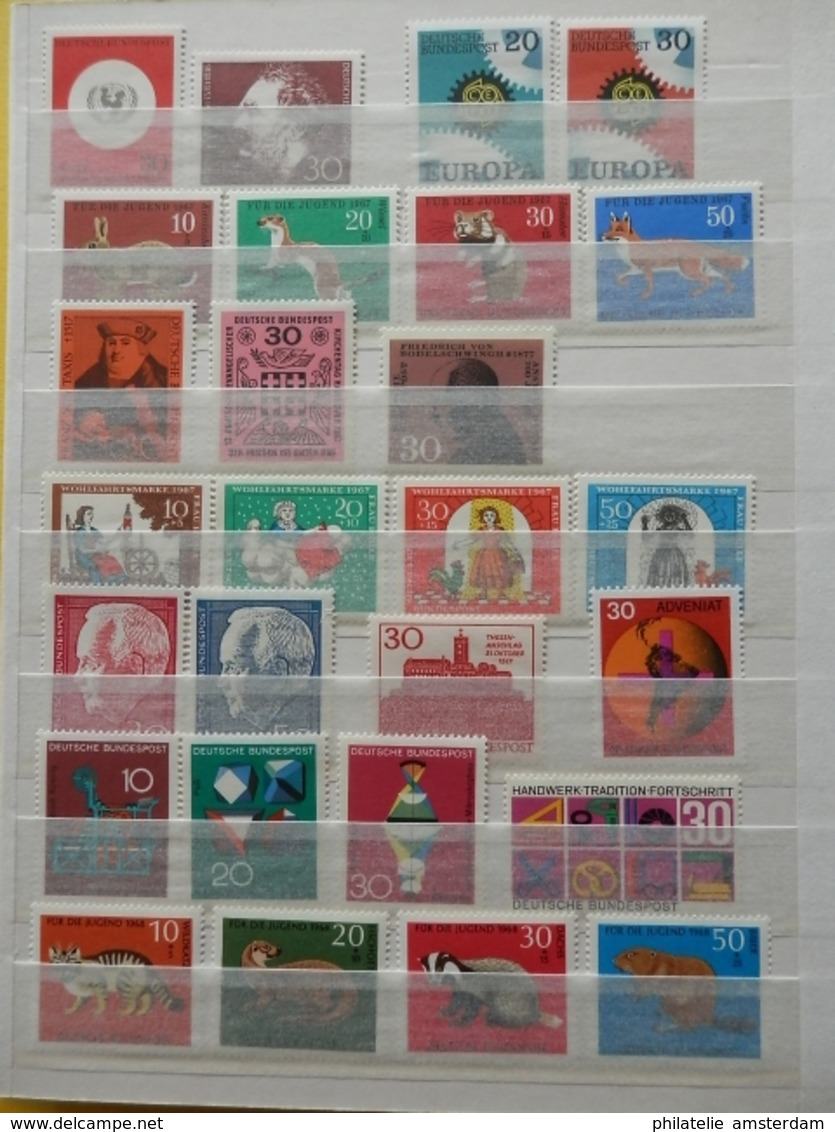 WEST GERMANY 1956-1977 & BERLIN 1977-1990 - MNH collection in stockbook