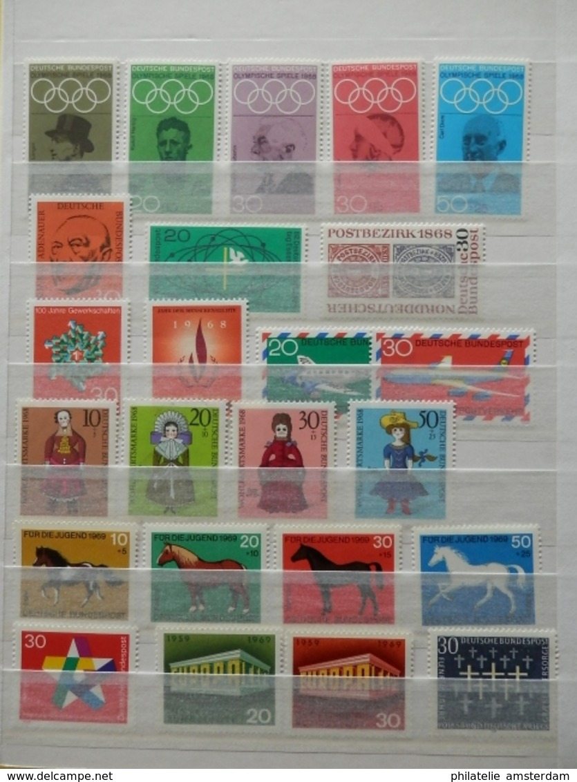 WEST GERMANY 1956-1977 & BERLIN 1977-1990 - MNH collection in stockbook