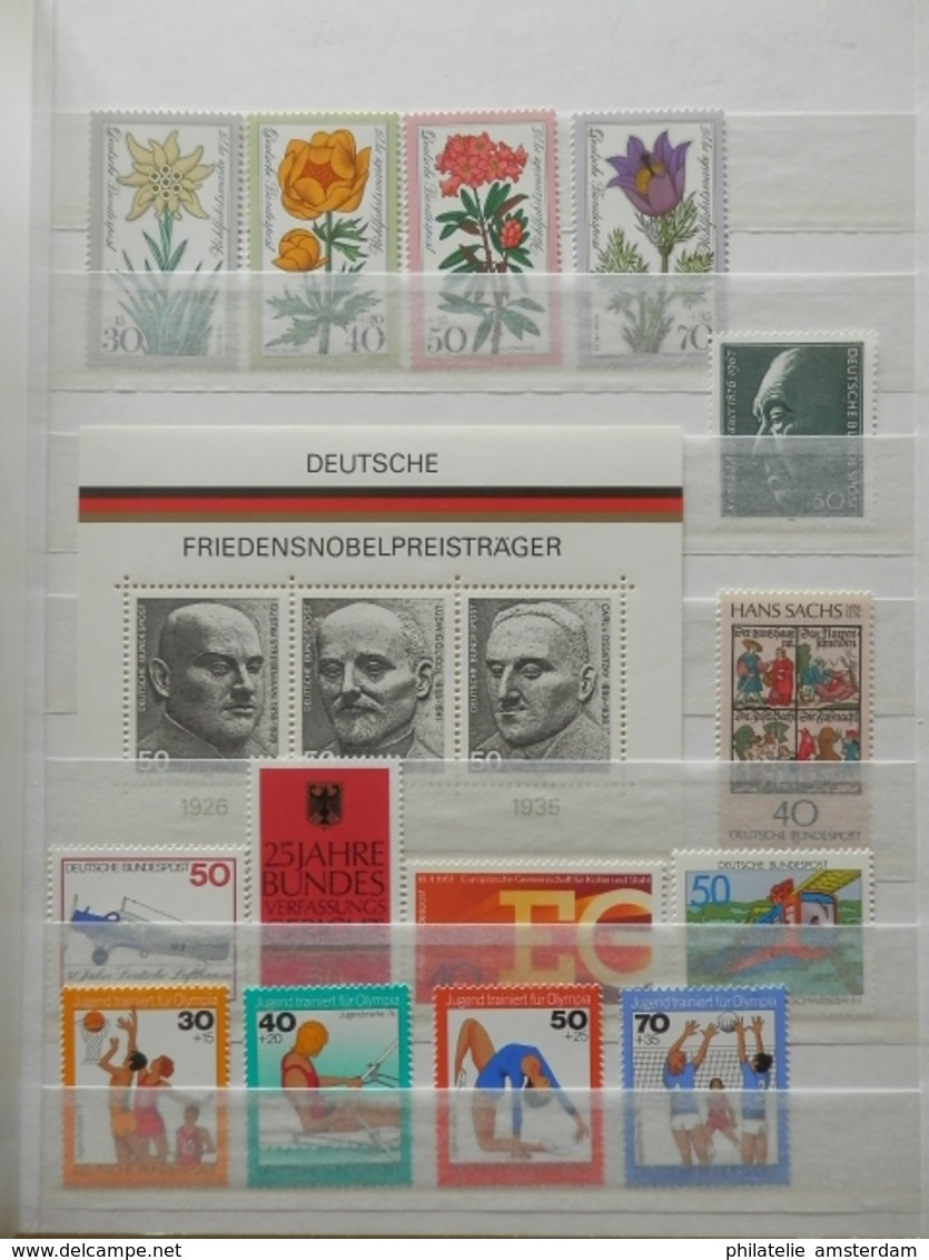 WEST GERMANY 1956-1977 & BERLIN 1977-1990 - MNH collection in stockbook