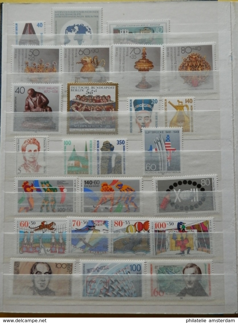 WEST GERMANY 1956-1977 & BERLIN 1977-1990 - MNH collection in stockbook