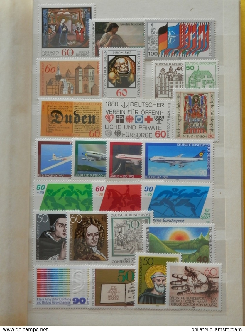 WEST GERMANY 1978-1990 - MNH collection in stockbook