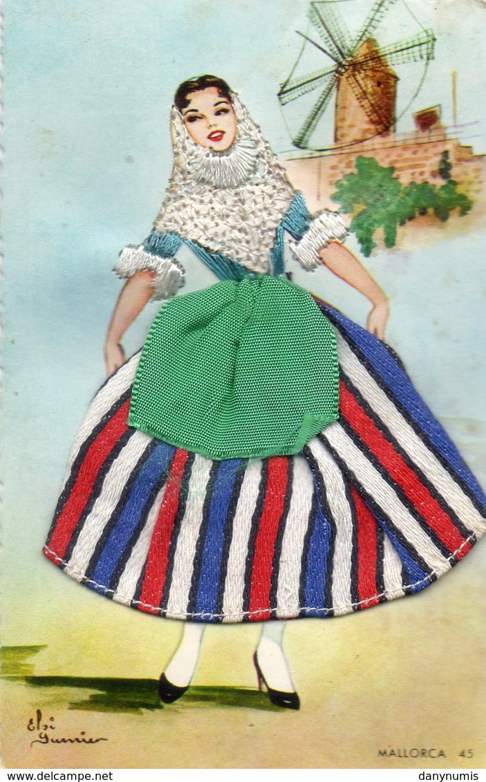 Carte Brodée     Costume De    MALLORCA - Costumes