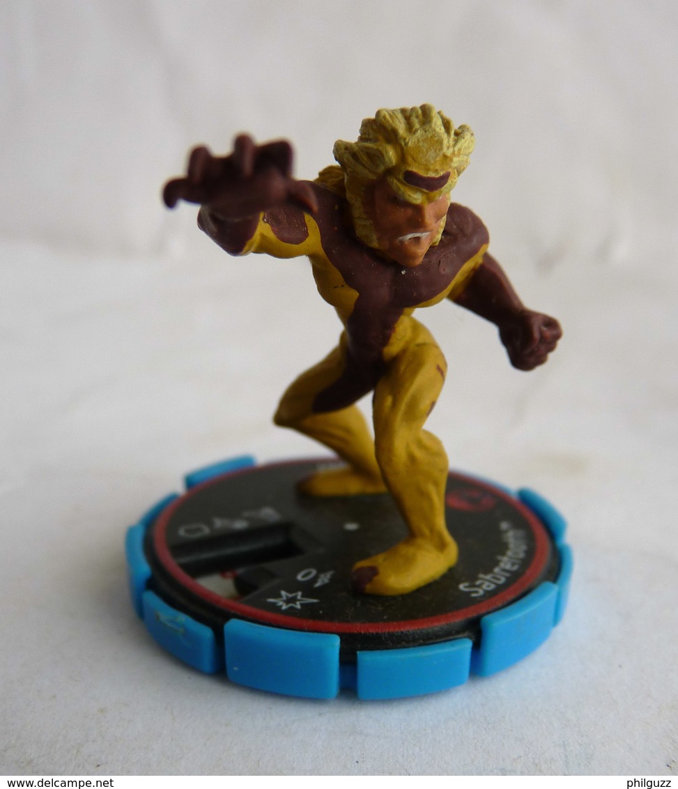 FIGURINE HEROCLIX MARVEL SABRETOOTH Rareté 4 (1)  Socle Rouge - Marvel Heroes