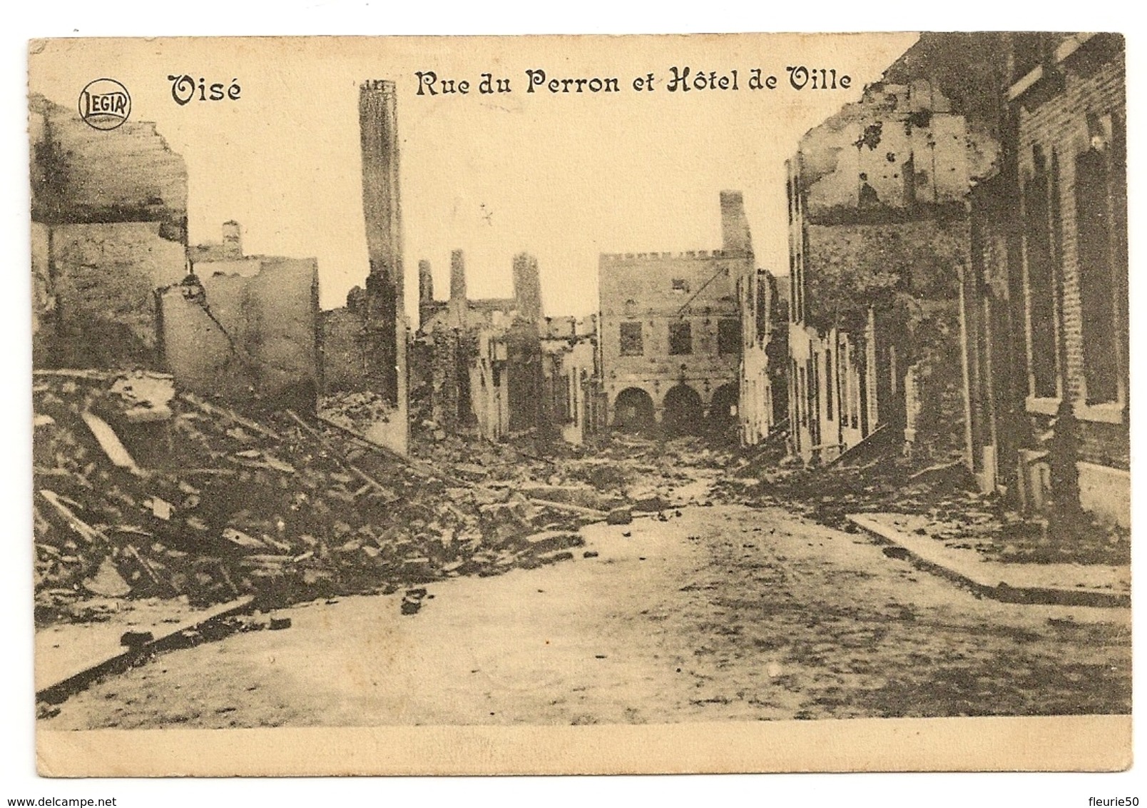 VISE - Rue Du Perron Et Hôtel De Ville. Guerre 1914-1918.Oblitération Ransart Et Visé 1920. - Visé