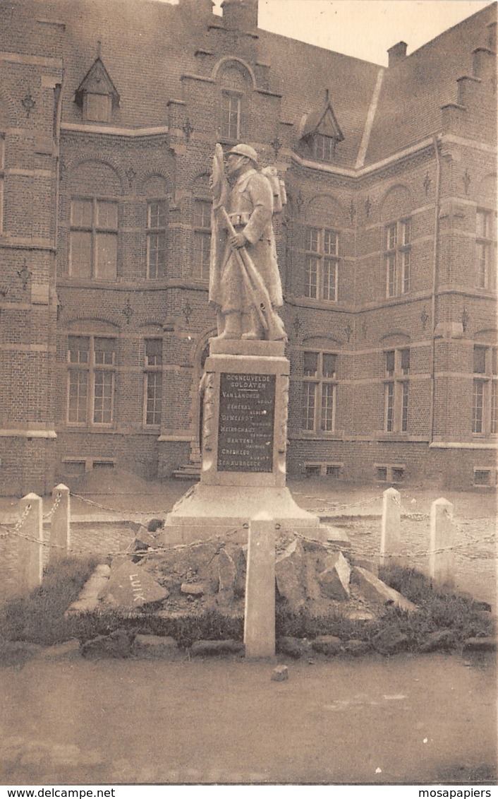 Bevere - Monument Aux Soldats Morts Pour La Patrie - Andere & Zonder Classificatie