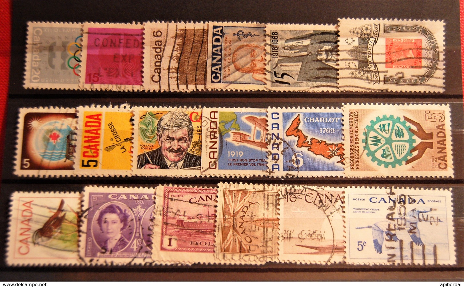 Canada - 36 Differents Stamps Used - Colecciones
