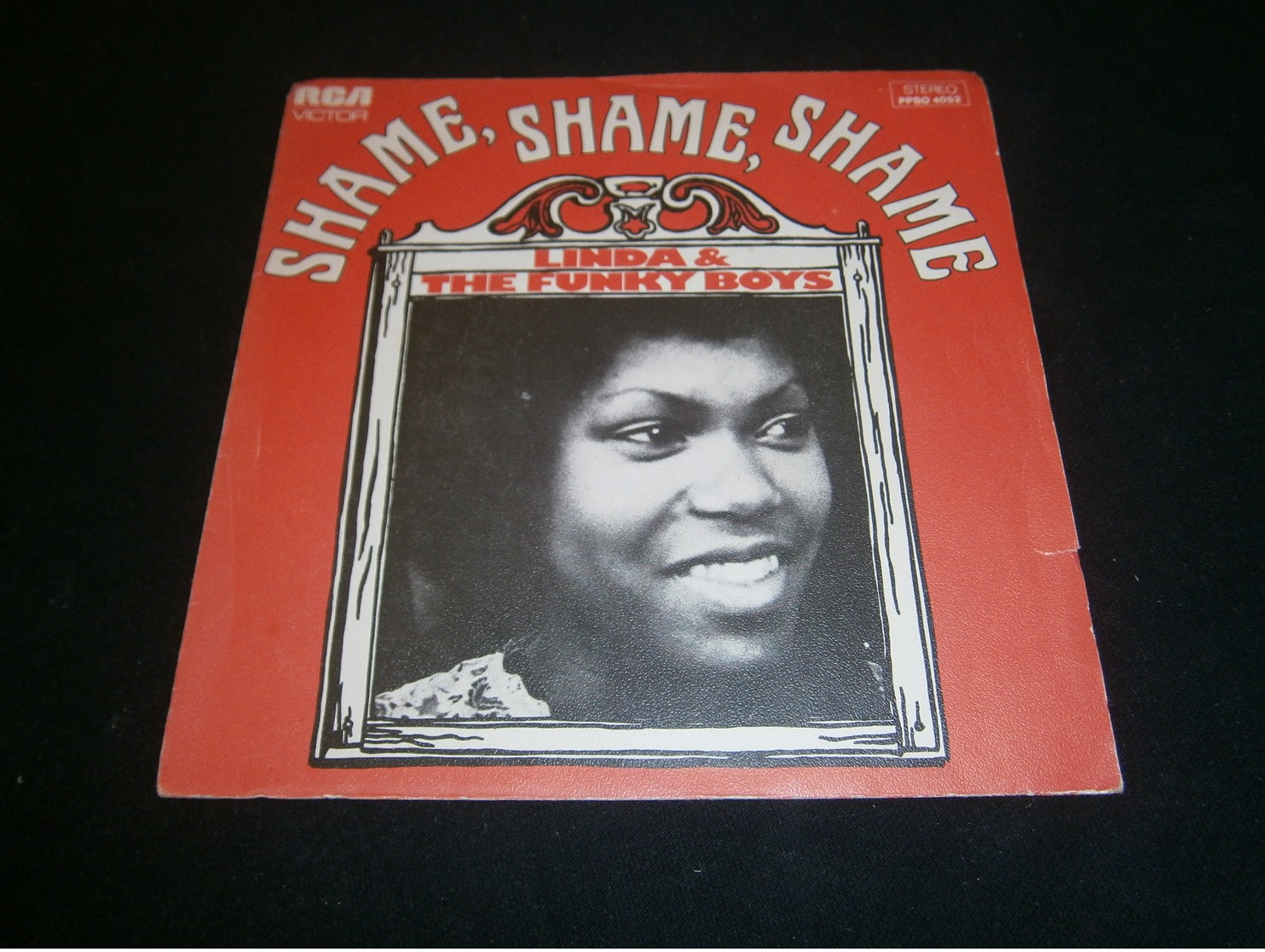 SP / Linda & The Funky Boys Shame - Soul - R&B