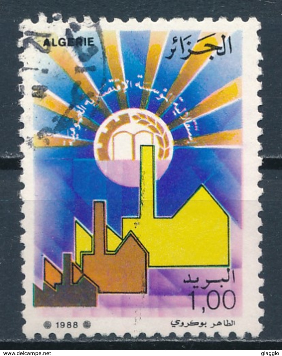 °°° ALGERIA ALGERIE - Y&T N°921 - 1988 °°° - Algeria (1962-...)