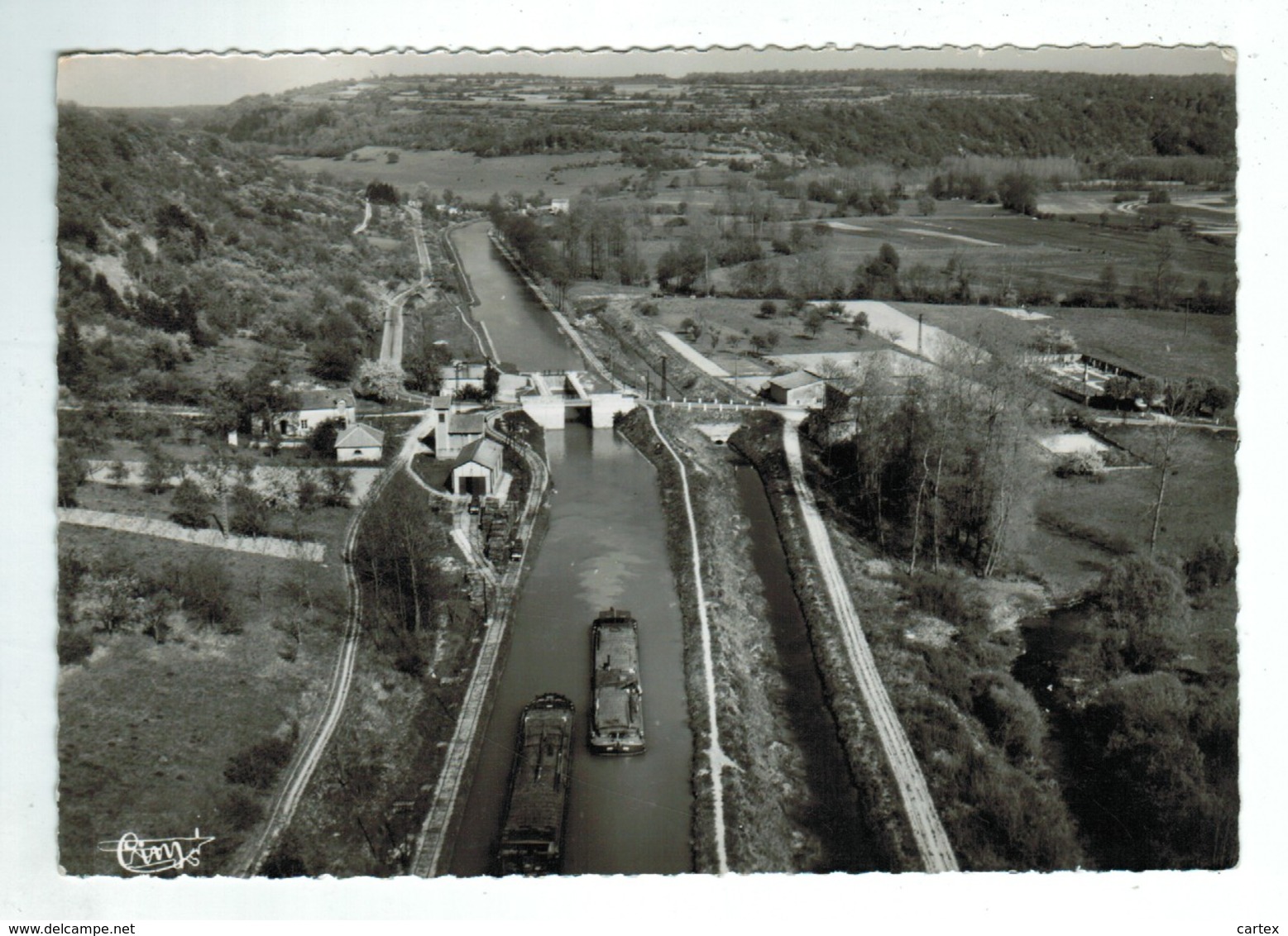 24441 CPM  NAIX Aux FORGES :  : Vue   Aérienne ; Le Canal De La Marne Au Rhin , L' Ecluse   !! Superbe  CARTE PHOTO  !! - Autres & Non Classés