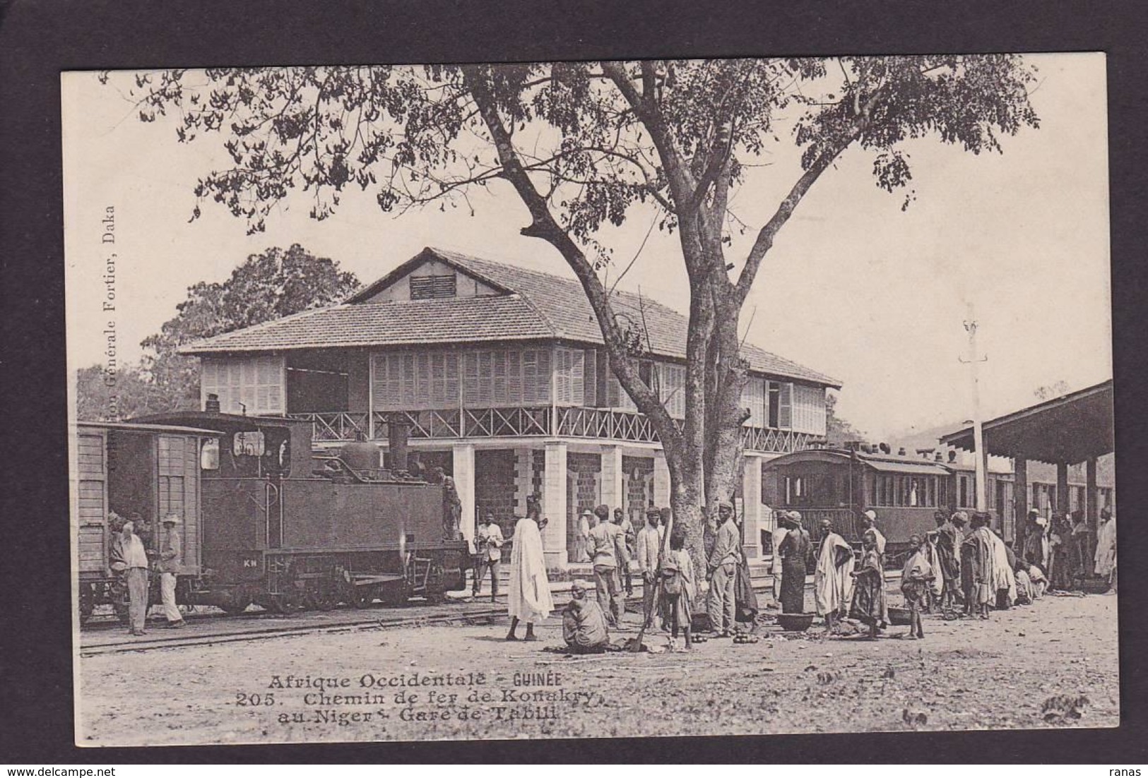 CPA Guinée Train Gare Chemin De Fer TABILI De Konakry Au Niger Non Circulé - Guinea Francese