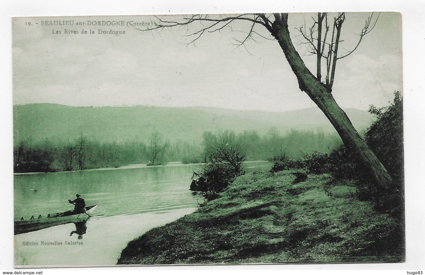 BEAULIEU EN DORDOGNE - N° 19 - LES RIVES DE LA DORDOGNE AVEC PERSONNAGE SUR BARQUE - CPA NON VOYAGEE - Autres & Non Classés