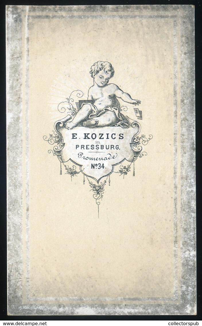 POZSONY 1865. Ca. Kozics : Ismeretlen Hölgy Visit Fotó - Autres & Non Classés