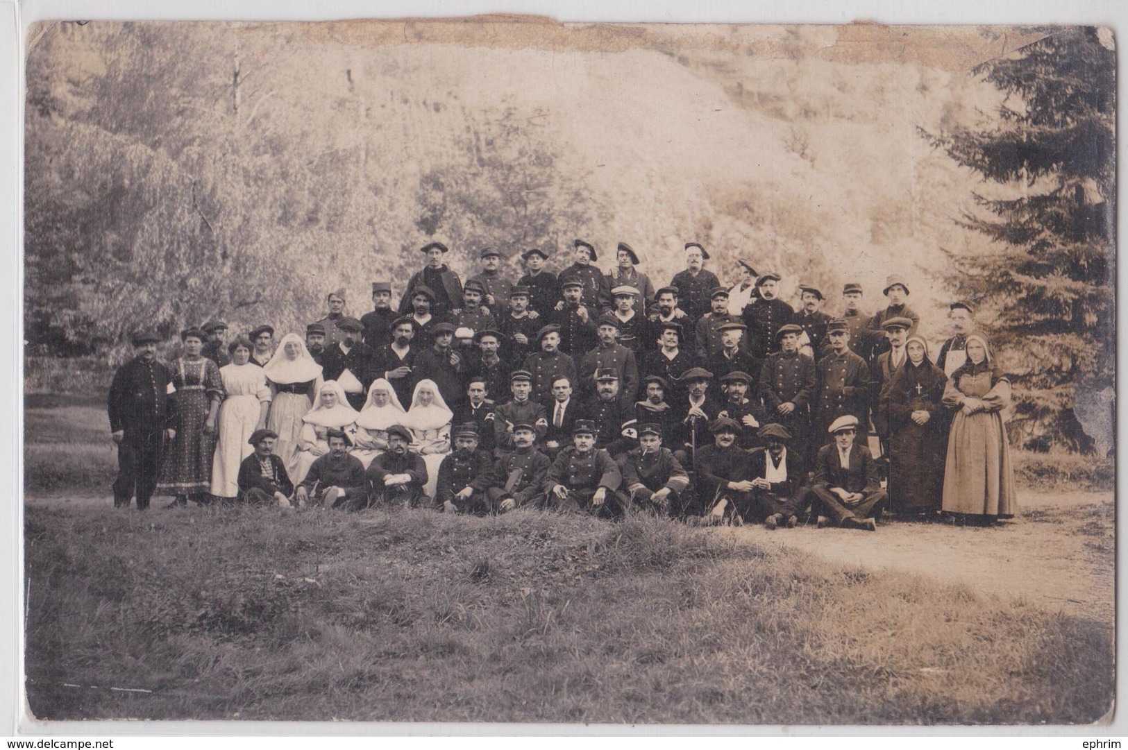 UGINE (Savoie) - Carte-photo Militaire 28 Décembre 1914 INfirmerie Grande Guerre Mutilés - Ugine