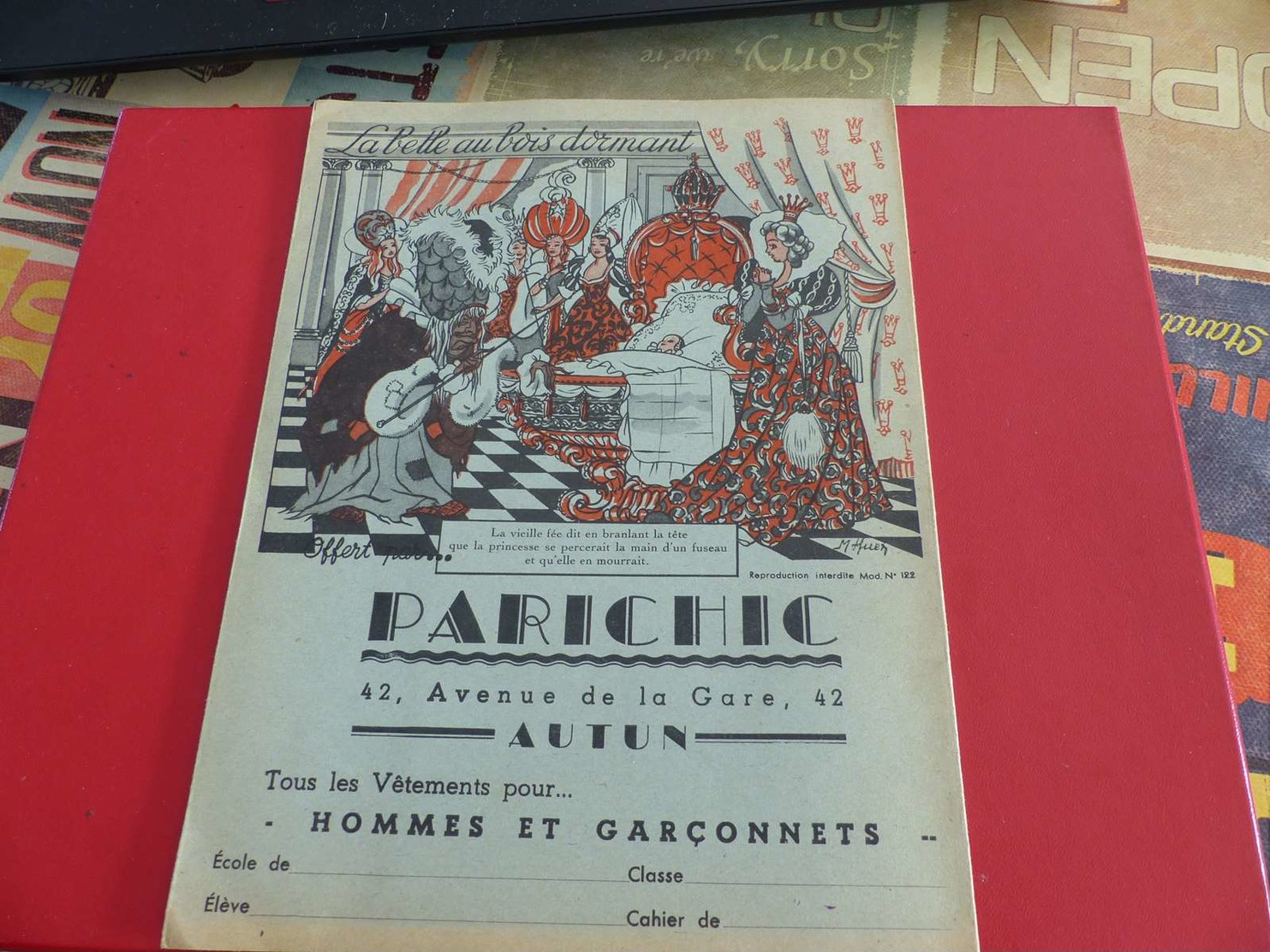 Protège Cahier ,La Belle Au Bois Dormant PARICHIC, Autun - Alimentos