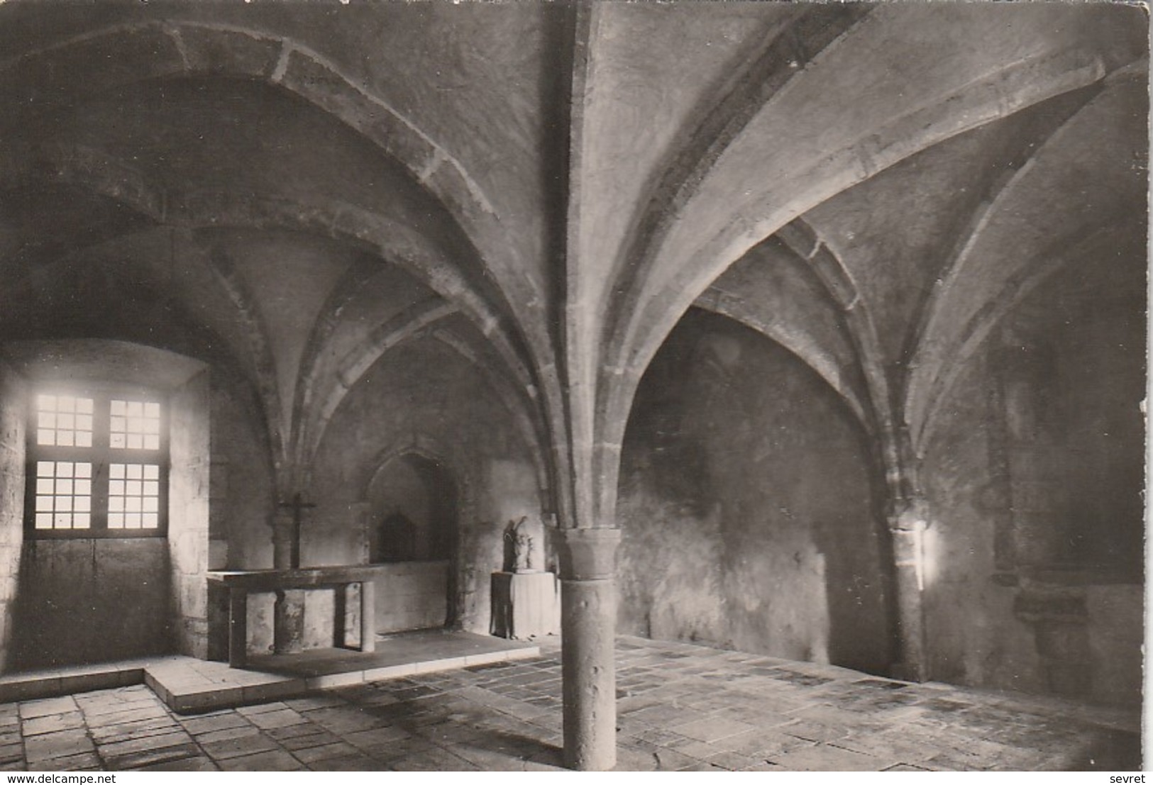 CHARROUX. - Ancienne Abbaye. - Chapelle. CPM - Charroux