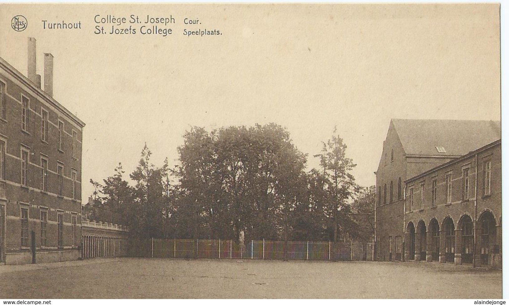 Turnhout - Collège St. Joseph - Cour - St. Jozefs College - Speelplaats - Turnhout
