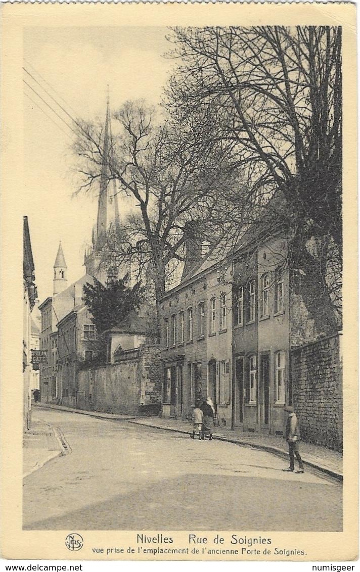 NIVELLES  --  Rue De Soignies ( Vue Prise De L'emplacement De L'ancienne Porte De Soignies ) - Nivelles