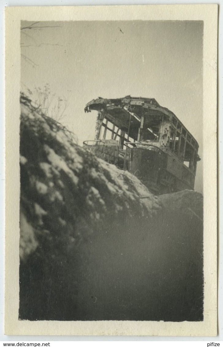 Guerre De 1914-18 . Petite Photo De L'autobus De Berry-au-Bac (Aisne) 1917 . "Place Pigalle - Halle Aux Vins De Bercy". - Guerre, Militaire