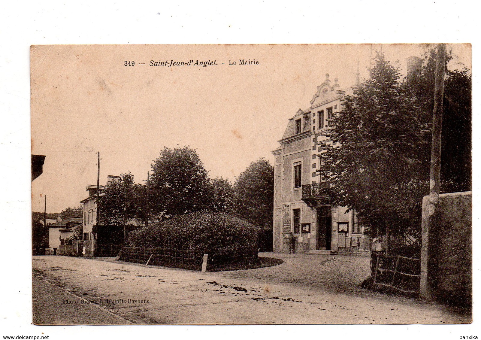 Saint Jean D'Anglet. La Mairie. Carte écrite 1904. - Anglet