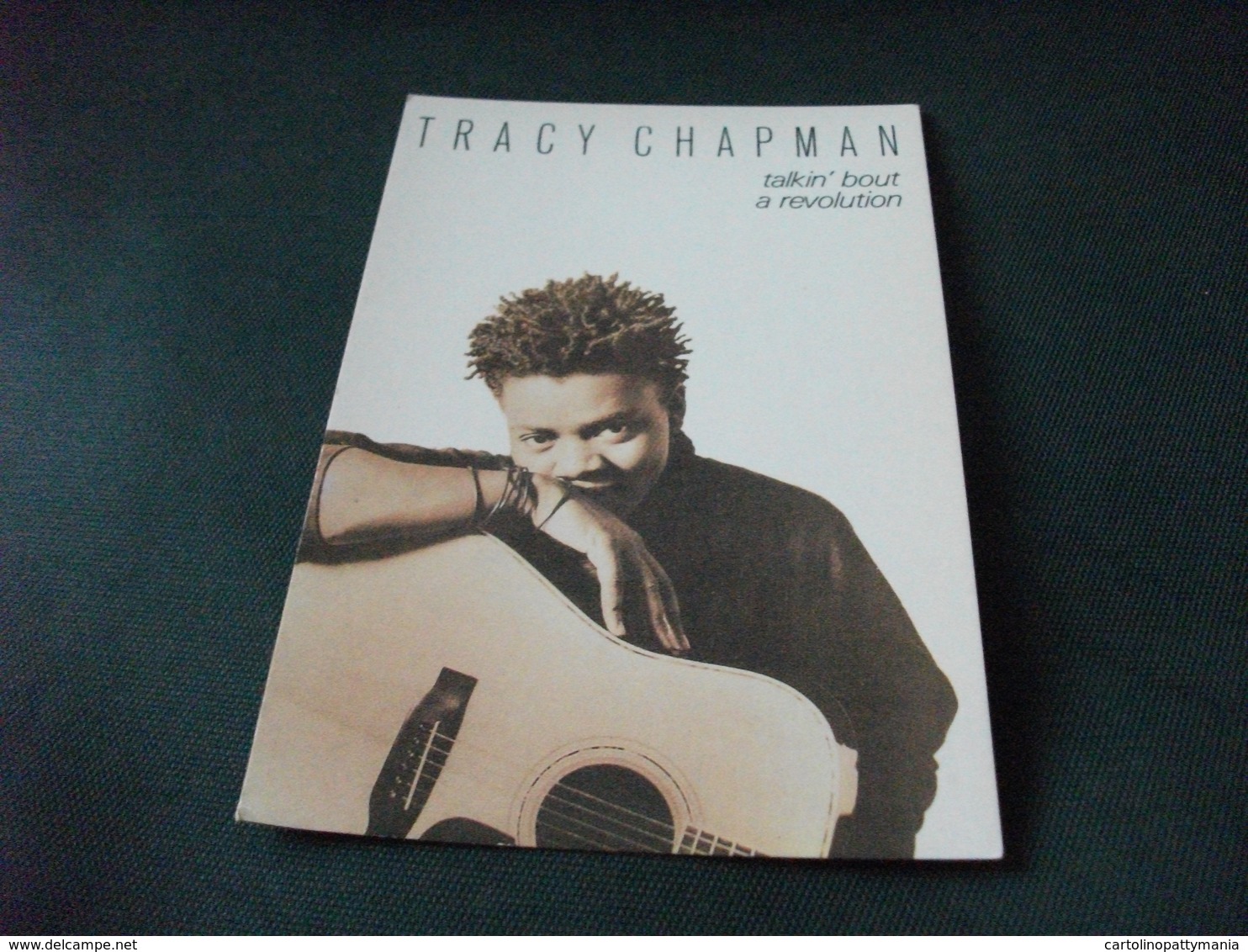 TRACY CHAPMAN Tracy Chapman è Una Cantautrice, Musicista E Polistrumentista Statunitense - Cantanti E Musicisti