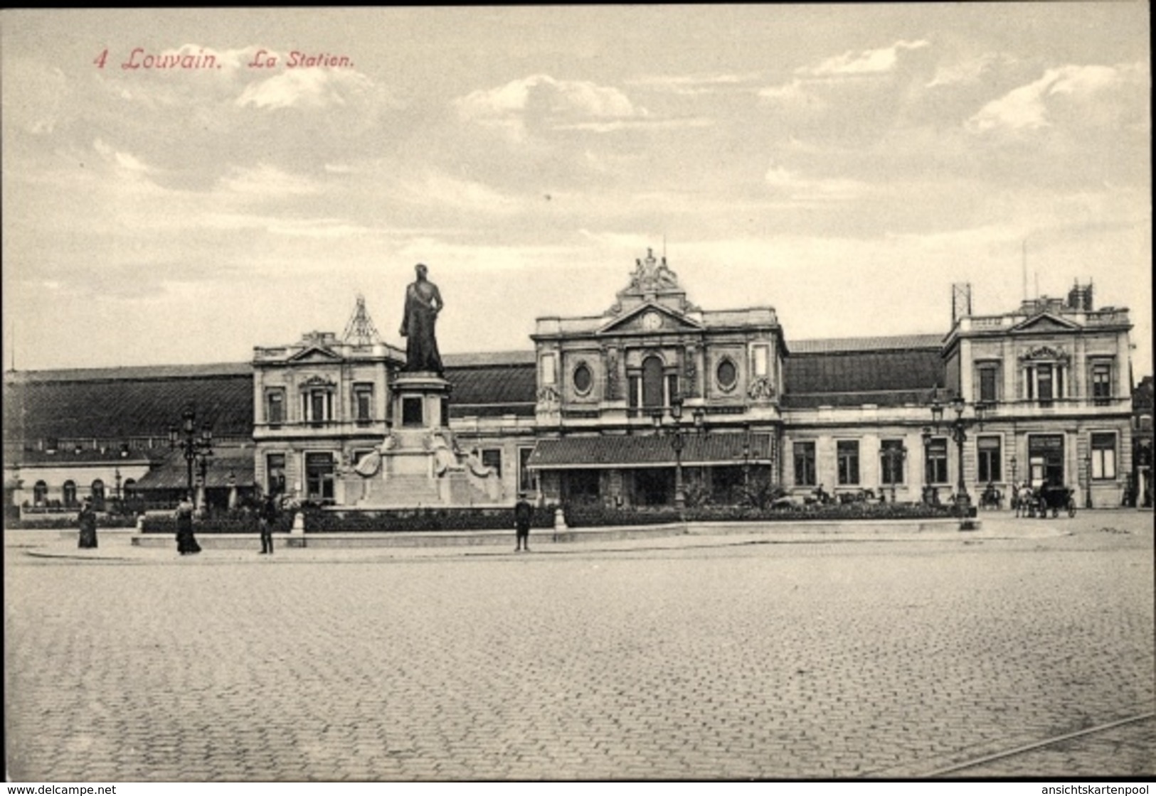 Cp Louvain Leuven Flämisch Brabant, La Station, Bahnhof, Straßenansicht - Autres & Non Classés