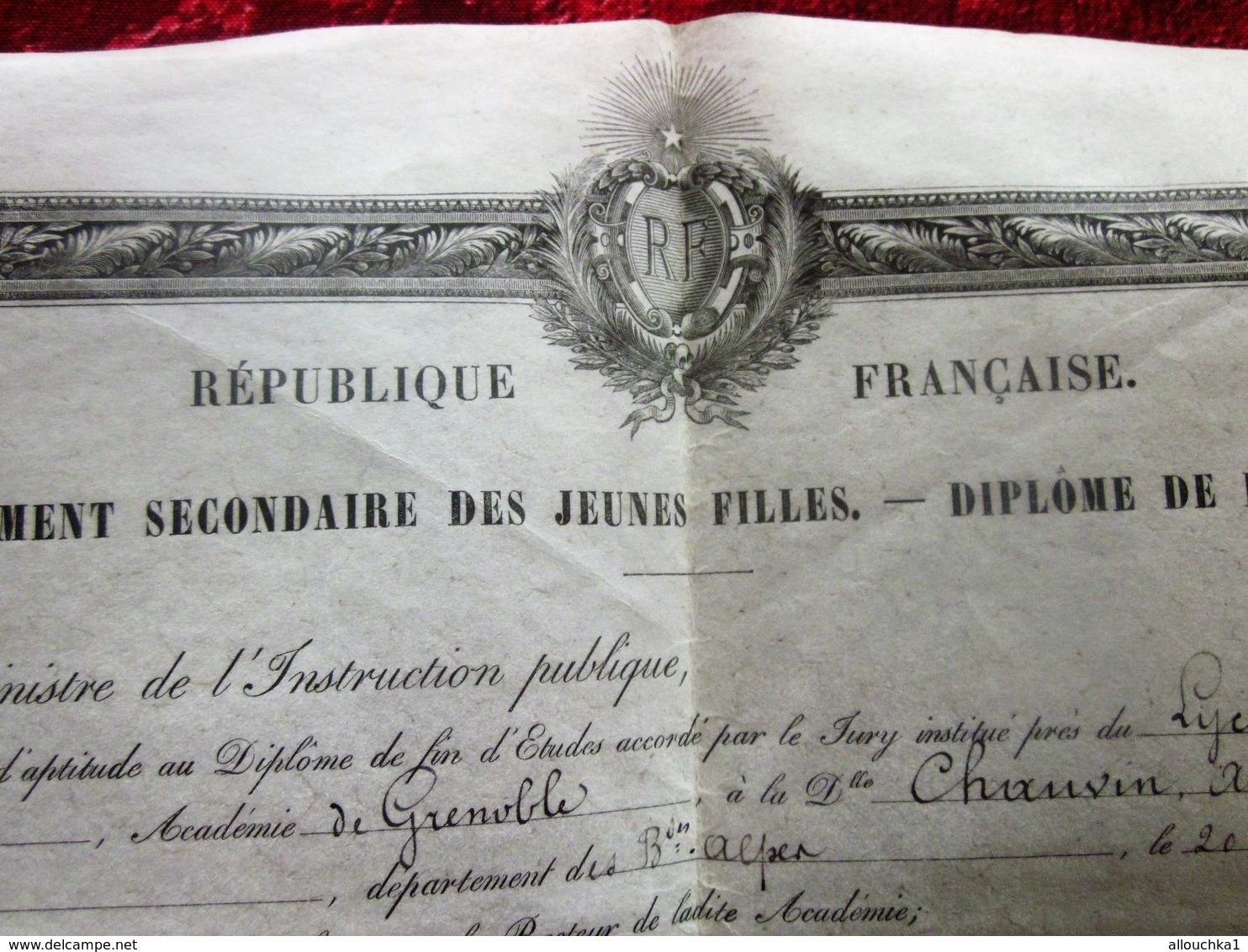 1888 DIPLÔME DE FIN D’ÉTUDES ENSEIGNEMENT SECONDAIRE JEUNES FILLES Melle CHAUVIN MENTION BIEN-ACADÉMIE GRENOBLE - Diplômes & Bulletins Scolaires